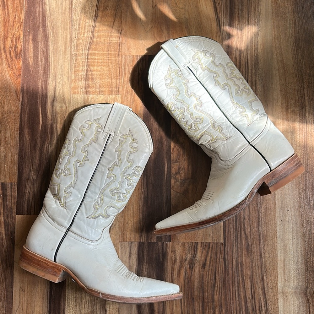 Women's Western Cowhide Leather Cowboy Boots - White